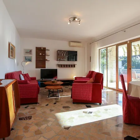 Apartament Stunning Apartment In Pula With Wifi