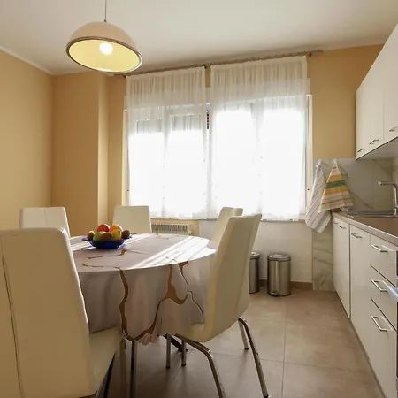 Stunning Apartment In Pula With Wifi * Pula